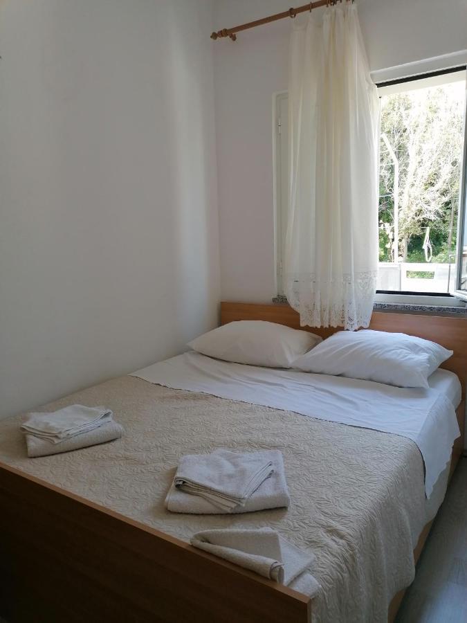 Apartmani Rija 3 Паг Екстер'єр фото