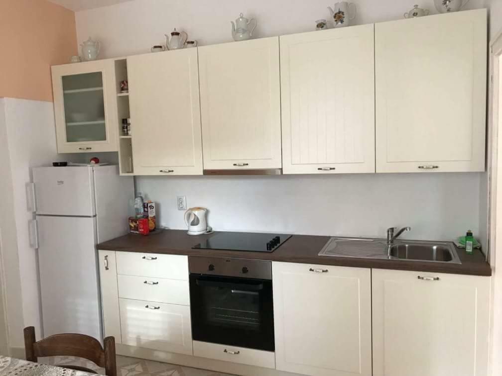 Apartmani Rija 3 Паг Екстер'єр фото